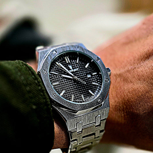 Marvin™ | Luxury Quartz Watch in Trendy Style